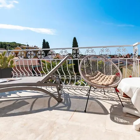 Guesthouse Ava Rovinj Exterior photo