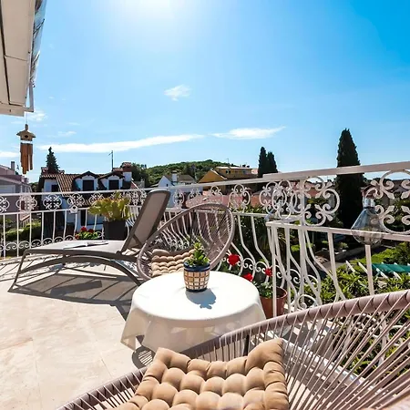 Guesthouse Ava Rovinj Exterior photo