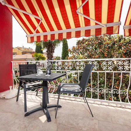 Guesthouse Ava Rovinj Exterior photo