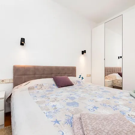Guesthouse Ava Rovinj Exterior photo
