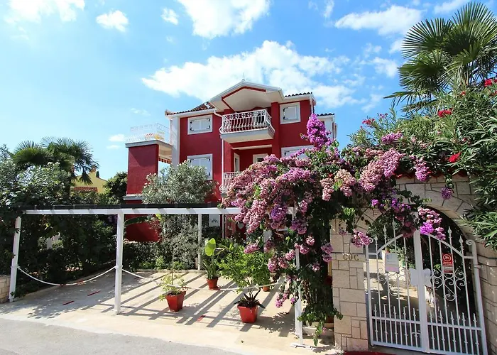 Guesthouse Ava