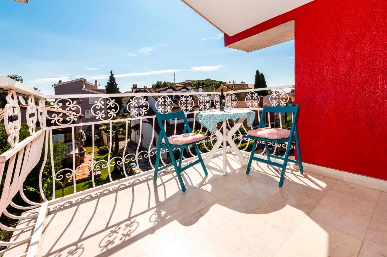 Ava Apartment