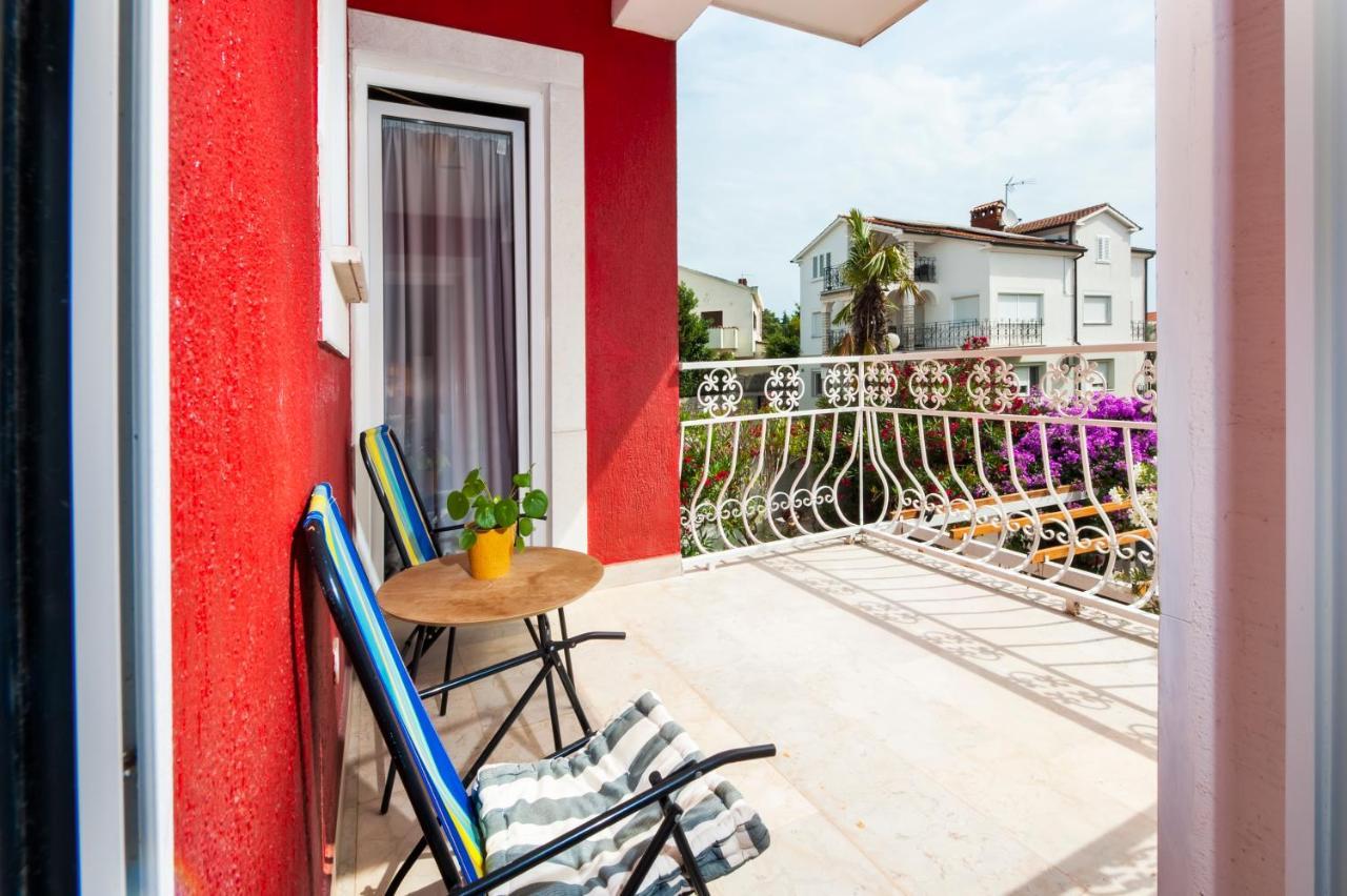Ava Apartment *